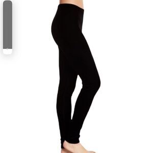 NEW with tags Dex Velvet Leggings Black
Size XS
